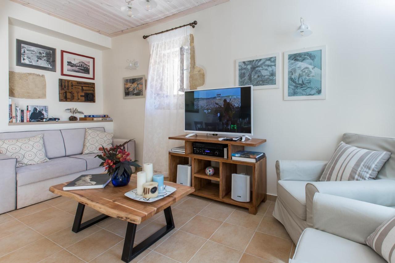 Villa Theta Dhrapanias Экстерьер фото